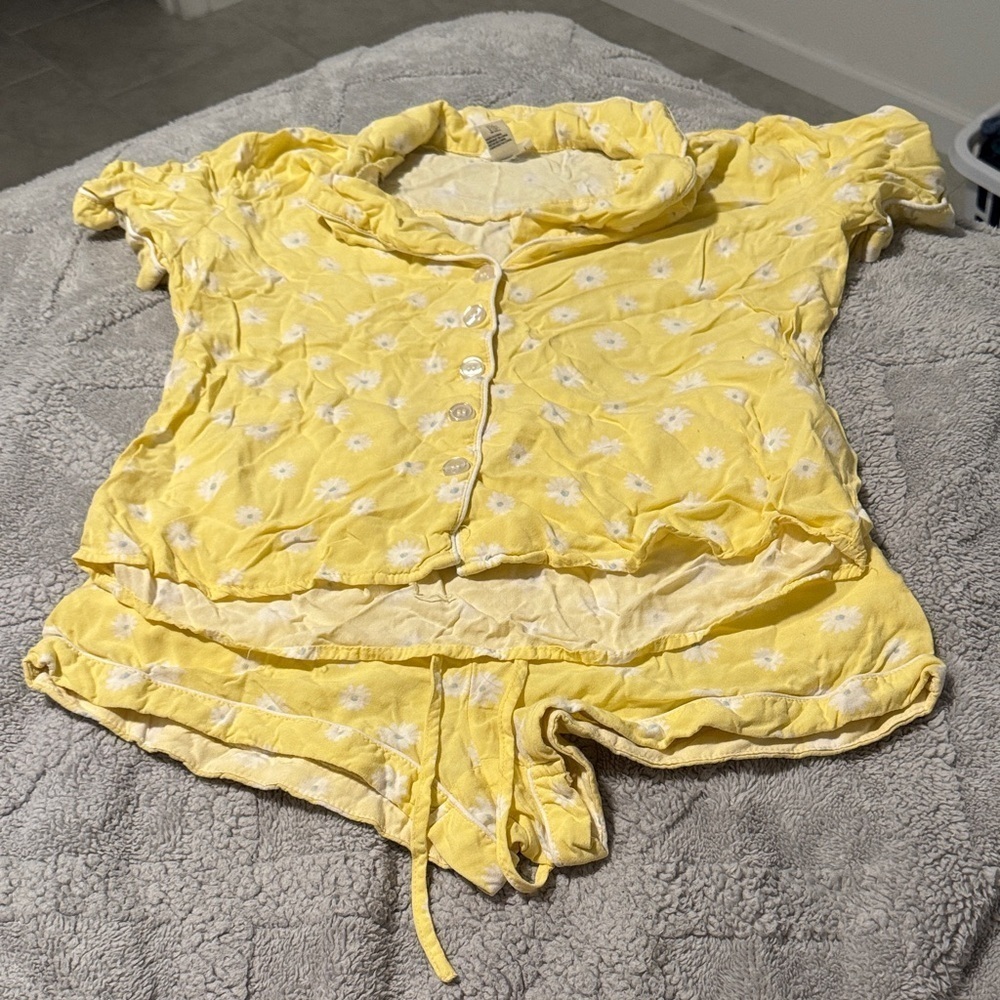 Forever 21 Yellow Floral Sleepwear